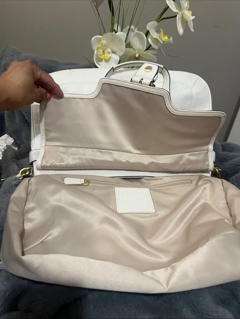 Coach Vintage Cream Campbell Flap Leather Satchel Retail $398 GUC